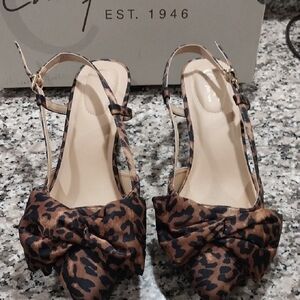 Leapon Print Back Out With Bow Shoe From Cato